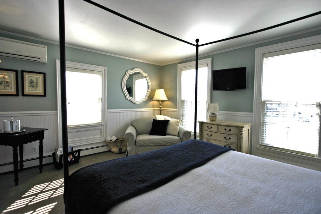 The Hedges Inn East Hampton Exteriör bild