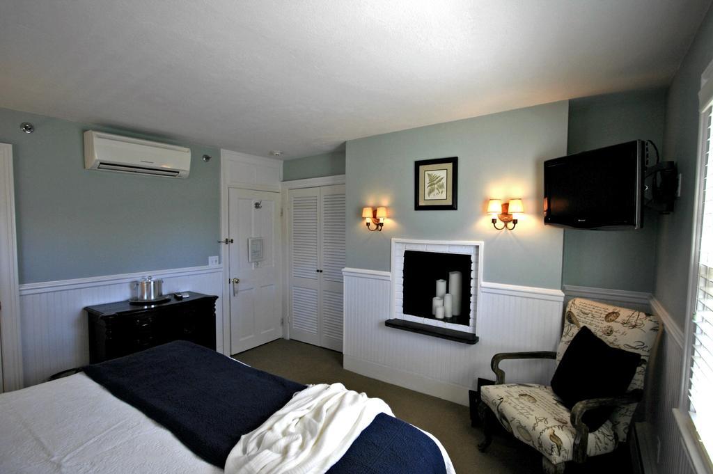 The Hedges Inn East Hampton Exteriör bild